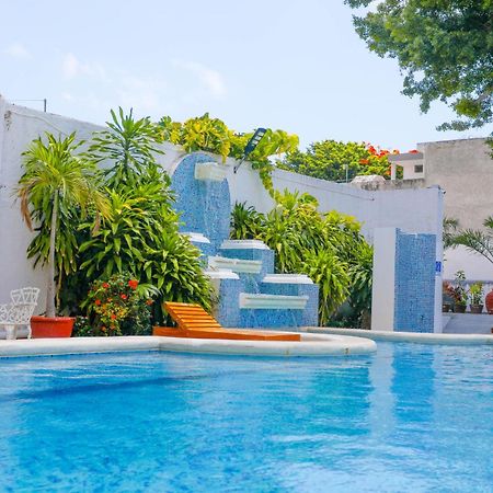 Hotel Maria De Lourdes Κανκούν Εξωτερικό φωτογραφία