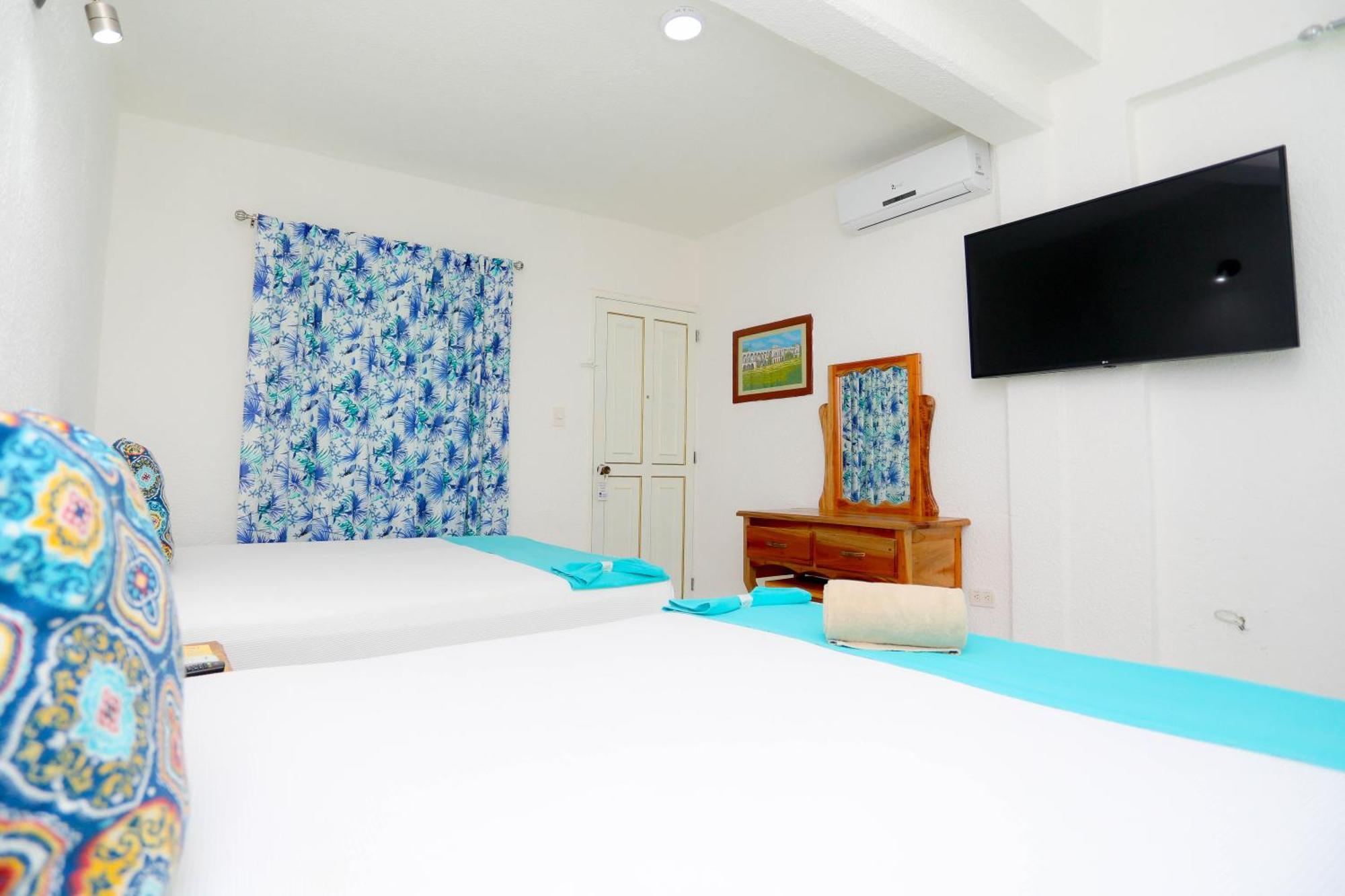 Hotel Maria De Lourdes Κανκούν Εξωτερικό φωτογραφία