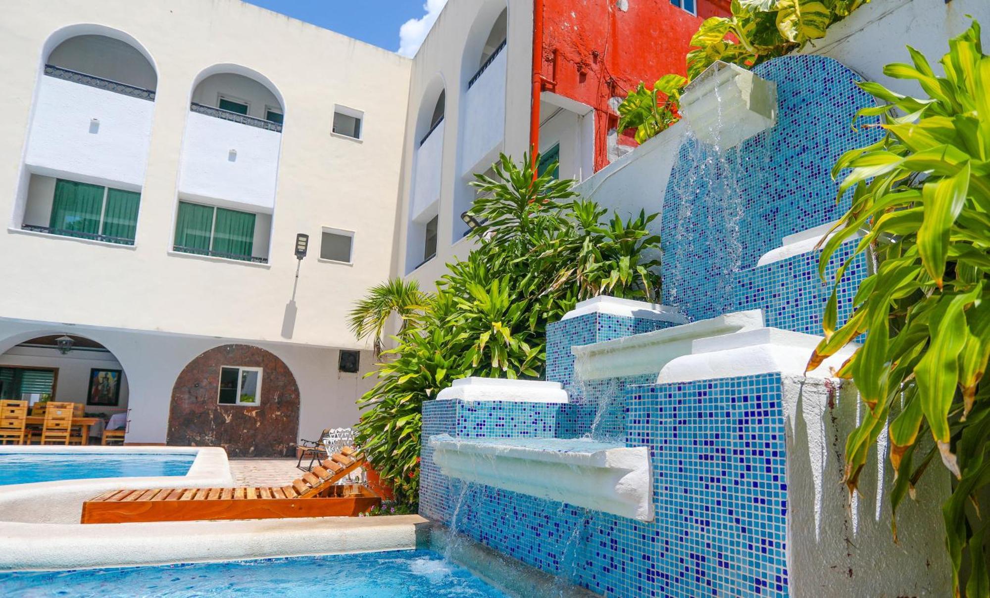 Hotel Maria De Lourdes Κανκούν Εξωτερικό φωτογραφία