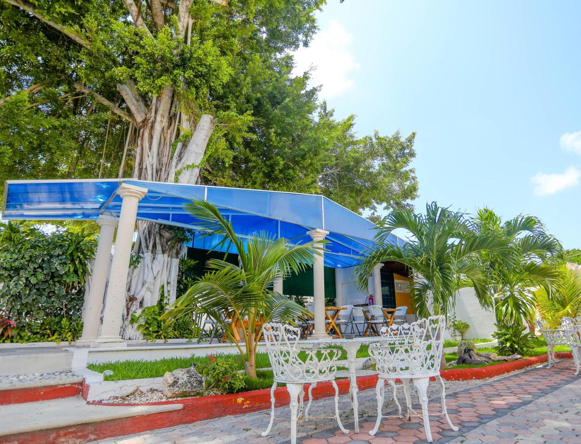 Hotel Maria De Lourdes Κανκούν Εξωτερικό φωτογραφία